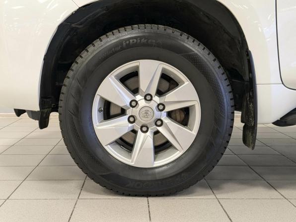 Toyota Land Cruiser Prado 150 Series Рестайлинг 2 с пробегом 2018 года, цена 3 909 500 рублей, 312000 км, внедорожник, Автокод Объявления