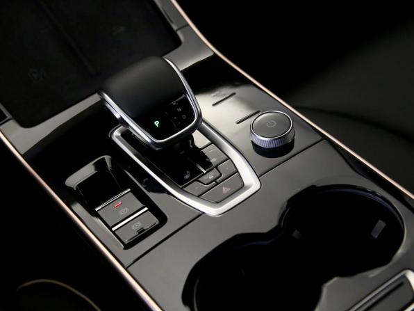Omoda C5 I с пробегом 2023 года, цена 1 990 000 рублей, 25646 км, внедорожник, Автокод Объявления