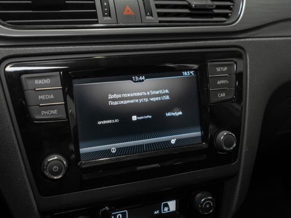 Skoda Rapid I Рестайлинг с пробегом 2019 года, цена 1 445 000 рублей, 71328 км, лифтбек, Автокод Объявления