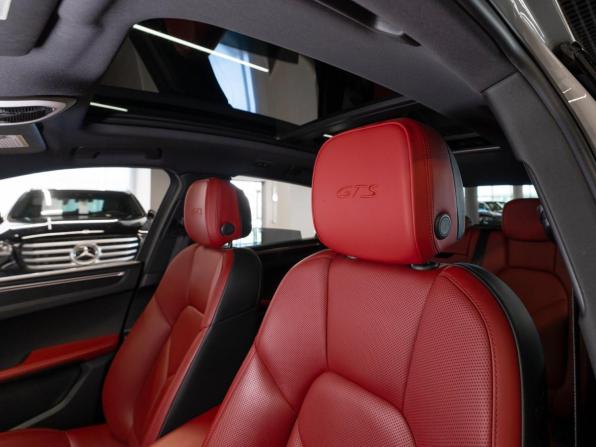 Porsche Macan I Рестайлинг с пробегом 2020 года, цена 5 800 000 рублей, 62927 км, внедорожник, Автокод Объявления