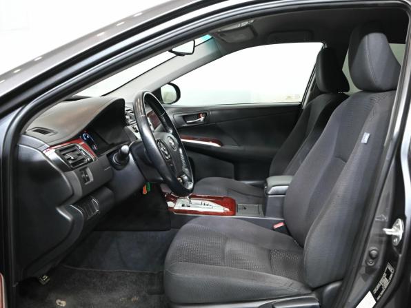 Toyota Camry VII (XV50) с пробегом 2012 года, цена 1 665 000 рублей, 160174 км, седан, Автокод Объявления