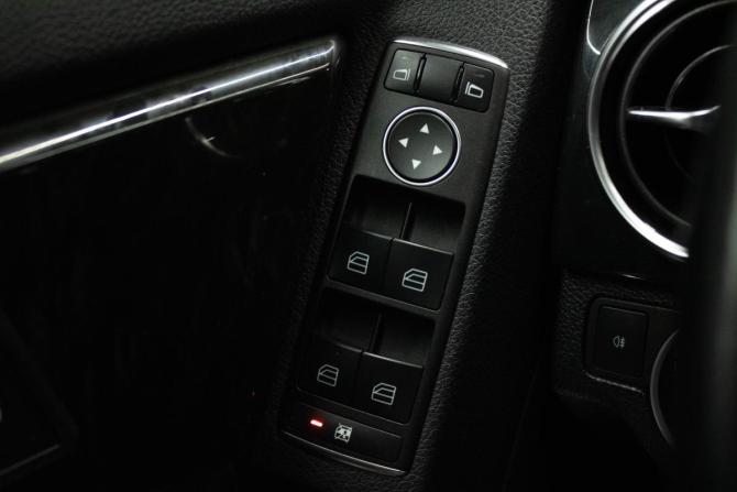 Mercedes-Benz GLK-Класс I (X204) Рестайлинг с пробегом 2012 года, цена 1 799 000 рублей, 203759 км, внедорожник, Автокод Объявления