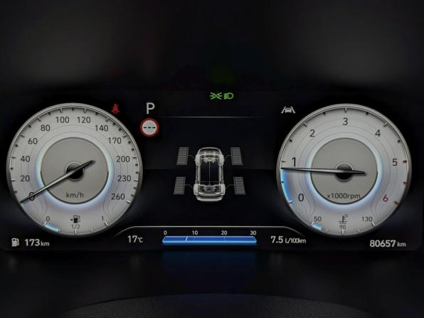 Hyundai Santa Fe IV Рестайлинг с пробегом 2022 года, цена 4 100 000 рублей, 80653 км, внедорожник, Автокод Объявления
