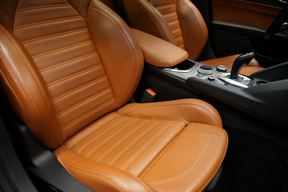 Alfa Romeo Giulia II (952) Рестайлинг Крым  - изображение 27