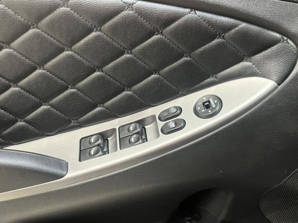 Hyundai Solaris I Рестайлинг с пробегом 2015 года, цена 875 000 рублей, 191851 км, седан, Автокод Объявления
