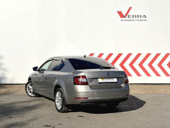 Skoda Octavia III (A7) Рестайлинг с пробегом 2019 года, цена 1 630 000 рублей, 176683 км, лифтбек, Автокод Объявления