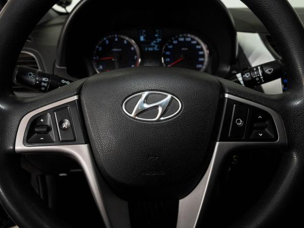 Hyundai Solaris I Рестайлинг с пробегом 2016 года, цена 920 000 рублей, 216678 км, седан, Автокод Объявления