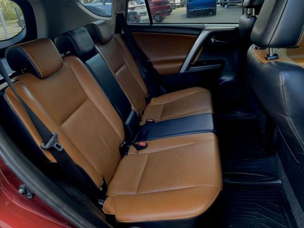 Toyota RAV4 IV (XA40) Рестайлинг с пробегом 2016 года, цена 1 950 000 рублей, 251000 км, внедорожник, Автокод Объявления