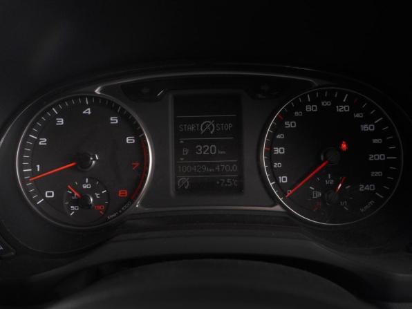 Audi A1 I (8X) с пробегом 2012 года, цена 950 000 рублей, 100429 км, хэтчбек, Автокод Объявления