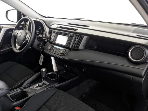 Toyota RAV4 IV (XA40) Рестайлинг с пробегом 2015 года, цена 2 230 000 рублей, 100105 км, внедорожник, Автокод Объявления