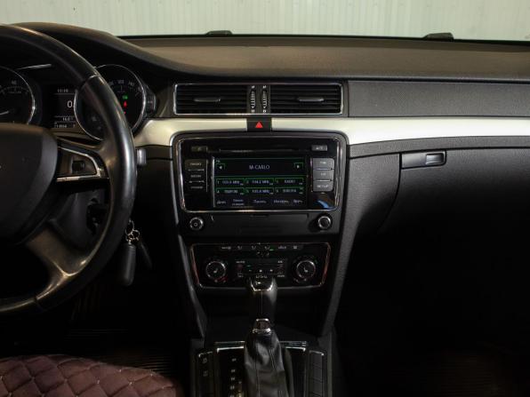Skoda Superb II Рестайлинг с пробегом 2014 года, цена 1 085 000 рублей, 214866 км, лифтбек, Автокод Объявления