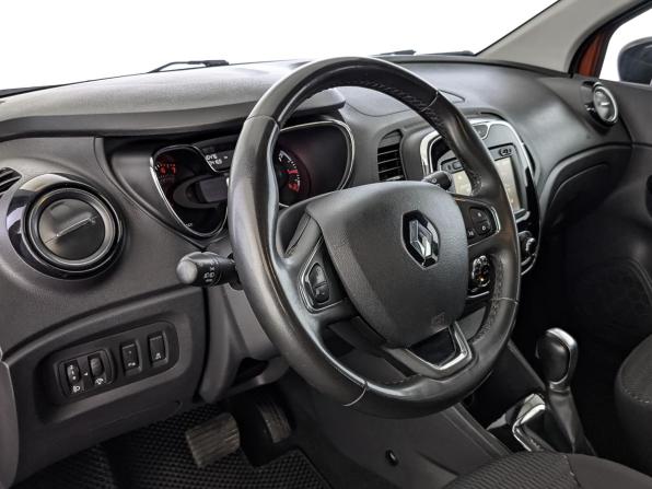 Renault Kaptur I с пробегом 2017 года, цена 1 390 000 рублей, 117000 км, внедорожник, Автокод Объявления