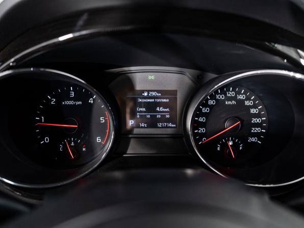 Kia Carnival III с пробегом 2018 года, цена 2 700 000 рублей, 121714 км, минивэн, Автокод Объявления