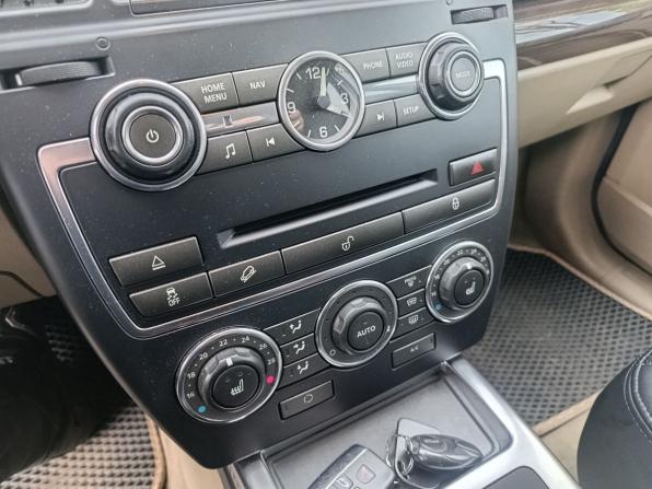 Land Rover Freelander II Рестайлинг 2 с пробегом 2013 года, цена 1 479 000 рублей, 217485 км, внедорожник, Автокод Объявления
