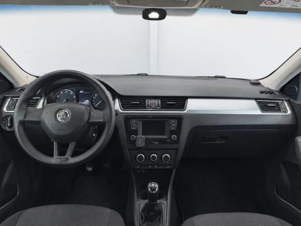 Skoda Rapid I с пробегом 2016 года, цена 949 000 рублей, 170378 км, лифтбек, Автокод Объявления