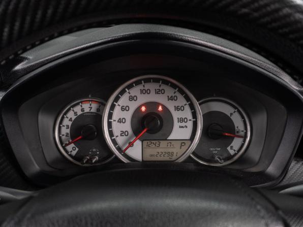 Toyota Corolla XI (E160 E170 E180) с пробегом 2014 года, цена 1 000 000 рублей, 222981 км, универсал, Автокод Объявления