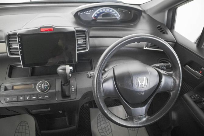 Honda Freed I с пробегом 2010 года, цена 999 000 рублей, 149000 км, компактвэн, Автокод Объявления