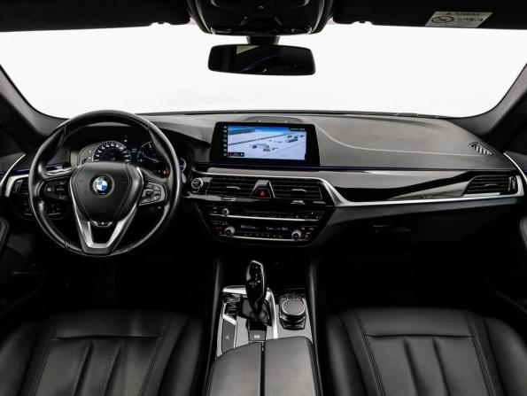 BMW 5 серии VII (G30/G31/G38) с пробегом 2017 года, цена 2 399 000 рублей, 132618 км, седан, Автокод Объявления