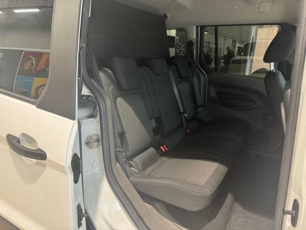 Ford Tourneo Connect II Рестайлинг с пробегом 2020 года, цена 1 999 000 рублей, 143000 км, компактвэн, Автокод Объявления