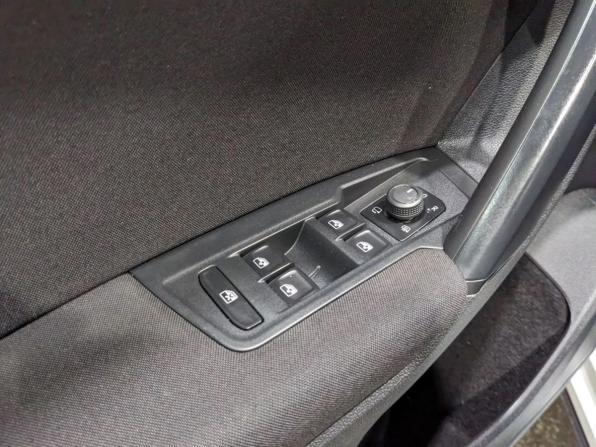 Volkswagen Tiguan II Рестайлинг с пробегом 2021 года, цена 2 549 000 рублей, 126040 км, внедорожник, Автокод Объявления