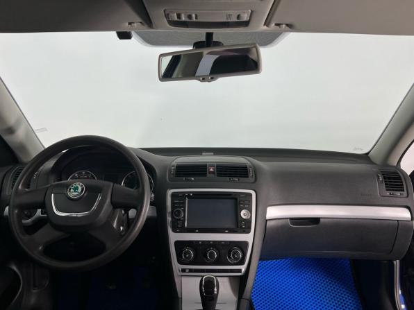 Skoda Octavia II (A5) Рестайлинг с пробегом 2010 года, цена 499 000 рублей, 198000 км, лифтбек, Автокод Объявления