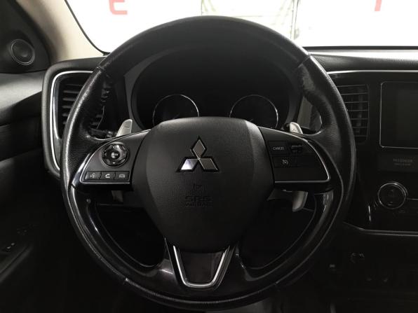 Mitsubishi Outlander III Рестайлинг 3 с пробегом 2018 года, цена 2 580 000 рублей, 75807 км, внедорожник, Автокод Объявления