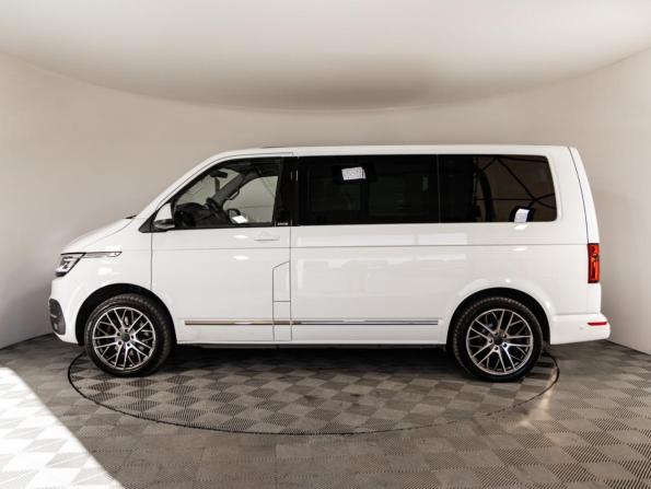 Volkswagen Multivan T6 Рестайлинг с пробегом 2020 года, цена 4 649 000 рублей, 134842 км, минивэн, Автокод Объявления