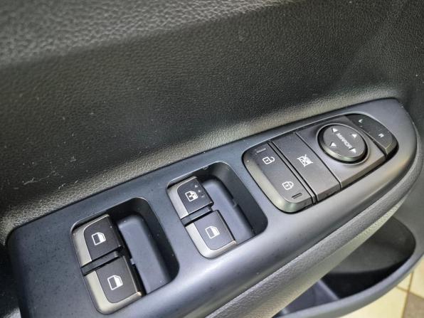 Kia Rio IV Рестайлинг с пробегом 2020 года, цена 1 414 000 рублей, 93205 км, седан, Автокод Объявления