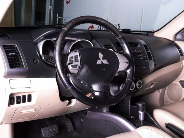 Mitsubishi Outlander II с пробегом 2007 года, цена 1 025 000 рублей, 299077 км, внедорожник, Автокод Объявления