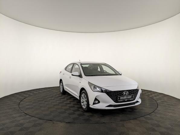 Hyundai Solaris II Рестайлинг с пробегом 2022 года, цена 1 640 000 рублей, 70359 км, седан, Автокод Объявления