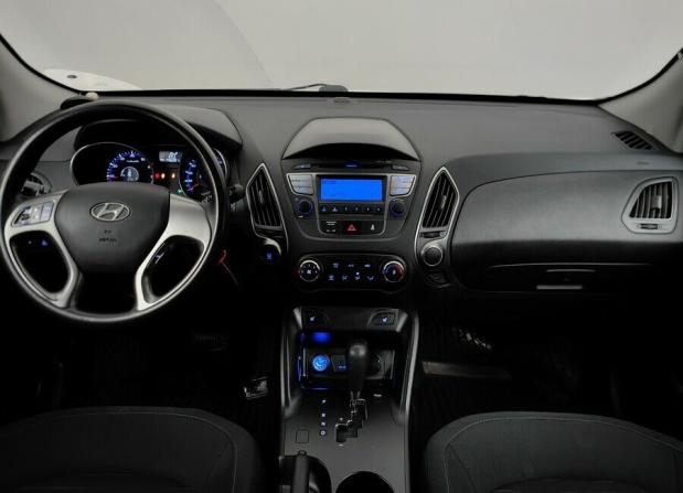 Hyundai ix35 I Рестайлинг с пробегом 2015 года, цена 1 299 000 рублей, 146000 км, внедорожник, Автокод Объявления