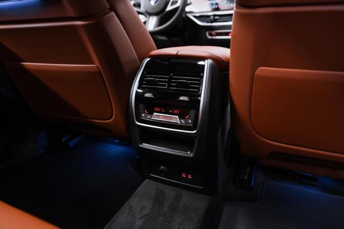 Новый BMW X7 I (G07) Рестайлинг 2026 года, цена 17 800 000 рублей, внедорожник, Автокод Объявления