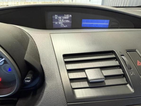 Mazda 3 II (BL) Рестайлинг с пробегом 2013 года, цена 967 500 рублей, 143948 км, седан, Автокод Объявления