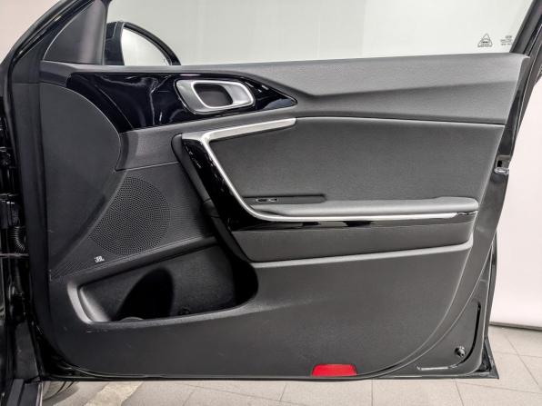 Kia XCeed I с пробегом 2020 года, цена 1 860 000 рублей, 78176 км, хэтчбек, Автокод Объявления