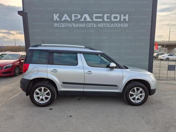 Skoda Yeti I с пробегом 2013 года, цена 999 000 рублей, 202318 км, внедорожник, Автокод Объявления