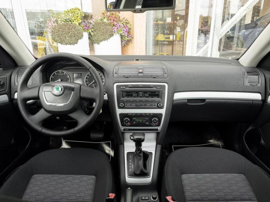 Skoda Octavia I (A4) Рестайлинг Иркутск  - изображение 17