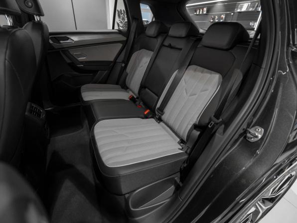 Volkswagen Tayron I Рестайлинг с пробегом 2024 года, цена 4 400 000 рублей, 15 км, внедорожник, Автокод Объявления
