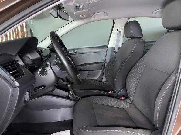 Skoda Rapid II с пробегом 2021 года, цена 1 650 000 рублей, 147908 км, лифтбек, Автокод Объявления