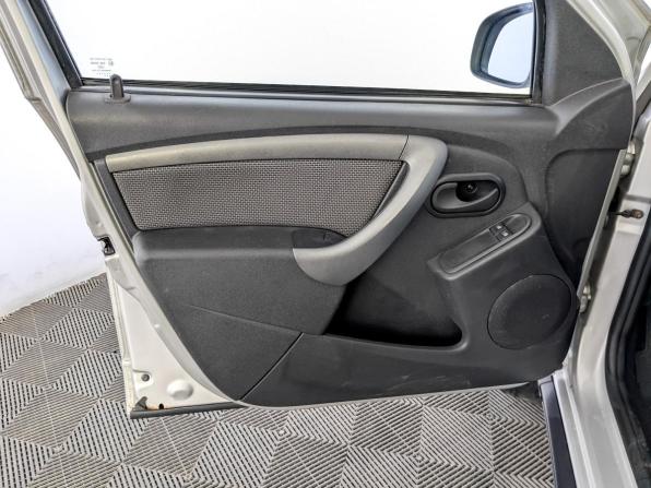 Renault Duster I Рестайлинг с пробегом 2018 года, цена 1 150 000 рублей, 164438 км, внедорожник, Автокод Объявления