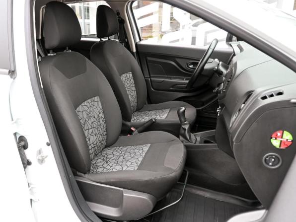 Lada (ВАЗ) XRAY I с пробегом 2018 года, цена 689 400 рублей, 185880 км, хэтчбек, Автокод Объявления