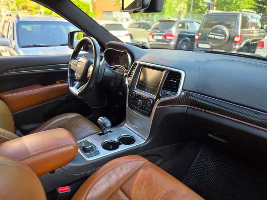 Jeep Grand Cherokee IV (WK2) Рестайлинг Санкт-Петербург  - изображение 9
