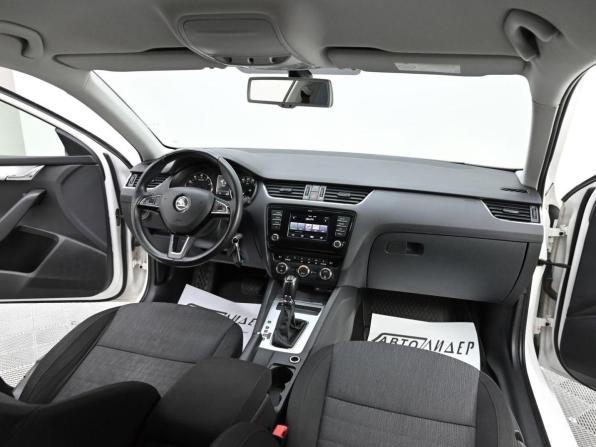 Skoda Octavia III (A7) с пробегом 2015 года, цена 735 000 рублей, 114098 км, лифтбек, Автокод Объявления