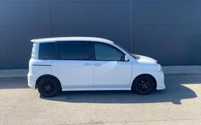 Toyota Sienta I Рестайлинг 2 с пробегом 2013 года, цена 1 100 000 рублей, 103411 км, компактвэн, Автокод Объявления