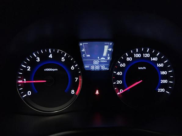 Hyundai Solaris I с пробегом 2013 года, цена 630 000 рублей, 183877 км, седан, Автокод Объявления