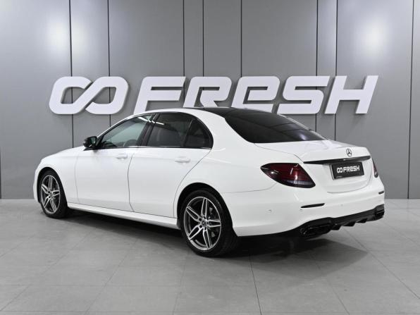 Mercedes-Benz E-Класс V (W213 S213 C238) с пробегом 2018 года, цена 2 950 000 рублей, 135049 км, седан, Автокод Объявления