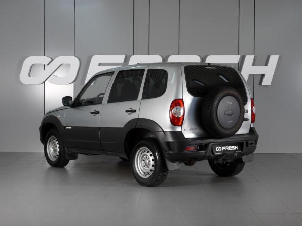 Chevrolet Niva I Рестайлинг с пробегом 2013 года, цена 740 000 рублей, 79574 км, внедорожник, Автокод Объявления