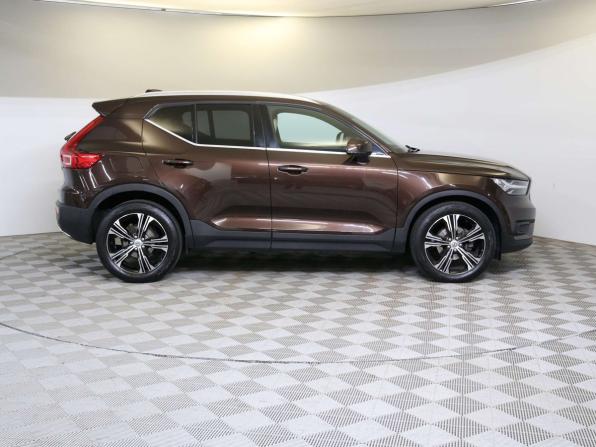 Volvo XC40 I с пробегом 2019 года, цена 2 590 000 рублей, 92149 км, внедорожник, Автокод Объявления