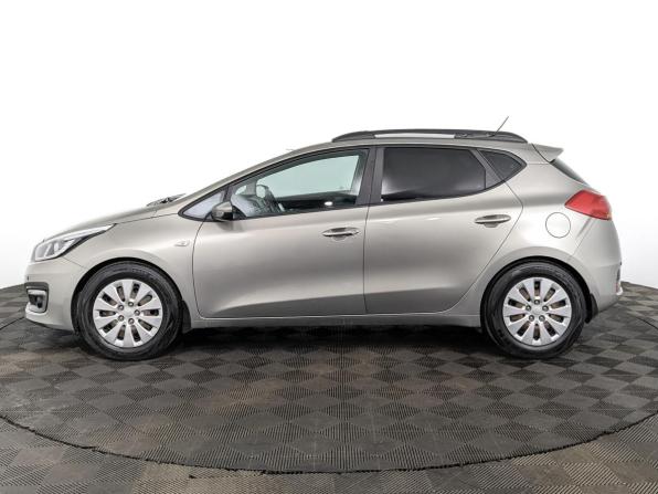 Kia Ceed II Рестайлинг с пробегом 2016 года, цена 1 400 000 рублей, 76045 км, хэтчбек, Автокод Объявления