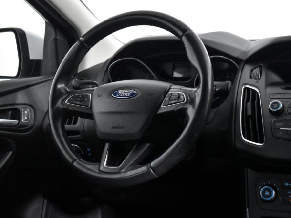 Ford Focus III Рестайлинг с пробегом 2019 года, цена 1 019 000 рублей, 157891 км, седан, Автокод Объявления