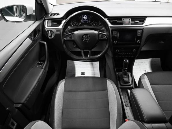 Skoda Rapid I Рестайлинг с пробегом 2019 года, цена 1 200 000 рублей, 66706 км, лифтбек, Автокод Объявления